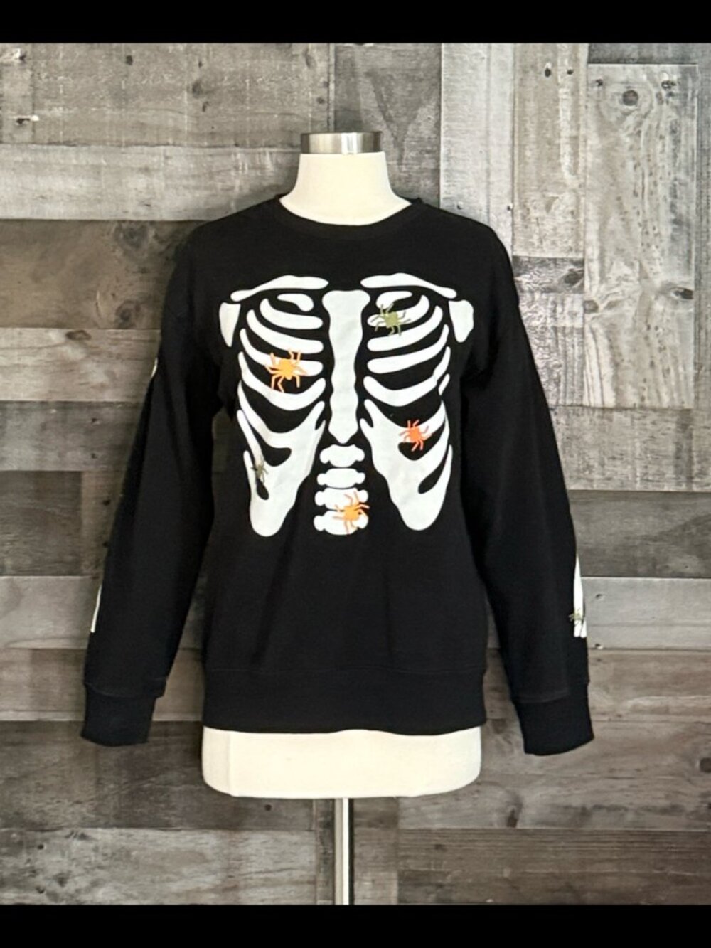 Glow In the Dark skeleton sweatshirt boys XXlarge Halloween party creepy spiders